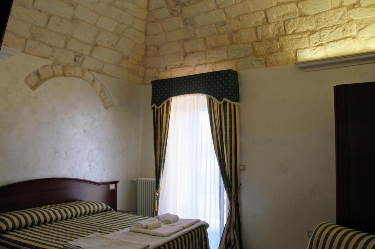 Rooms Dimora Arco - Affitti Brevi Italia Monte SantʼAngelo Εξωτερικό φωτογραφία