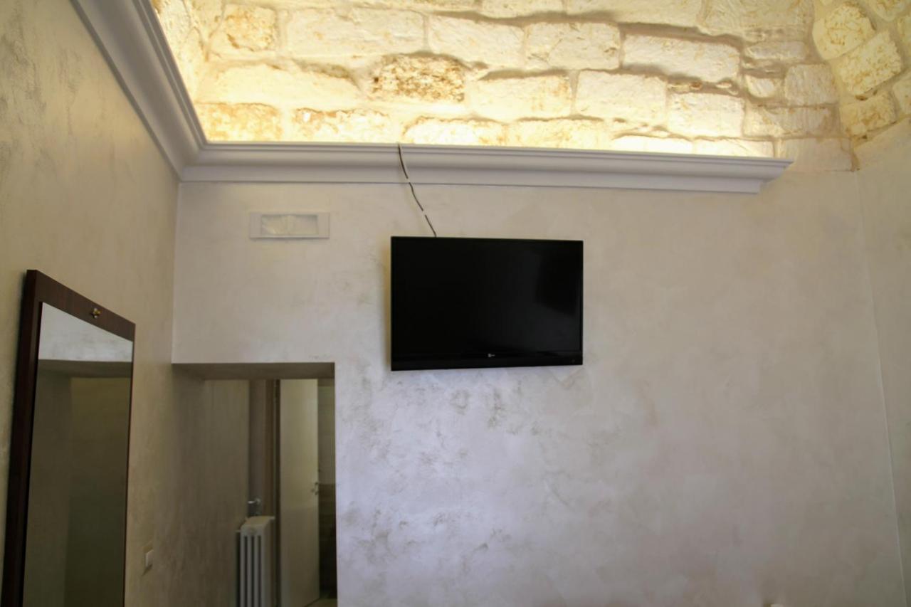 Rooms Dimora Arco - Affitti Brevi Italia Monte SantʼAngelo Εξωτερικό φωτογραφία