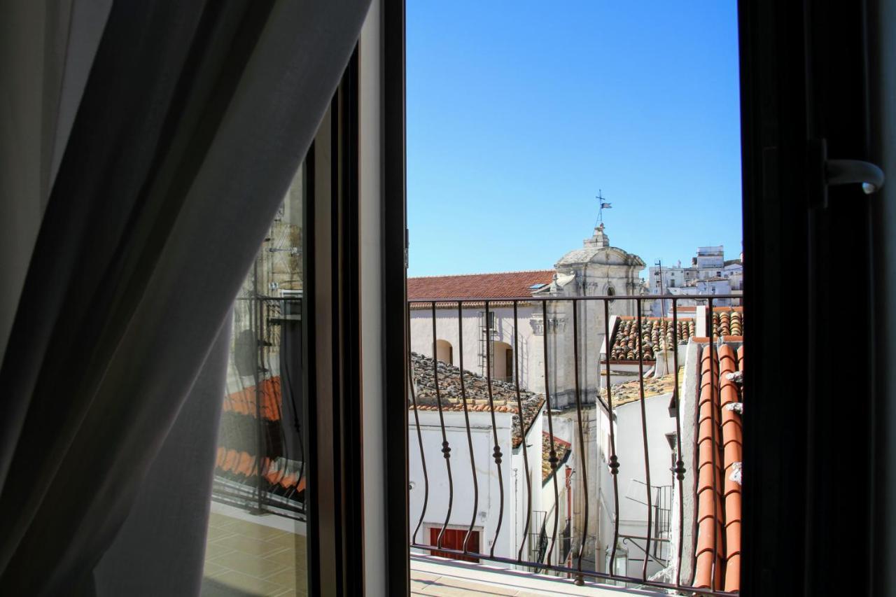 Rooms Dimora Arco - Affitti Brevi Italia Monte SantʼAngelo Εξωτερικό φωτογραφία