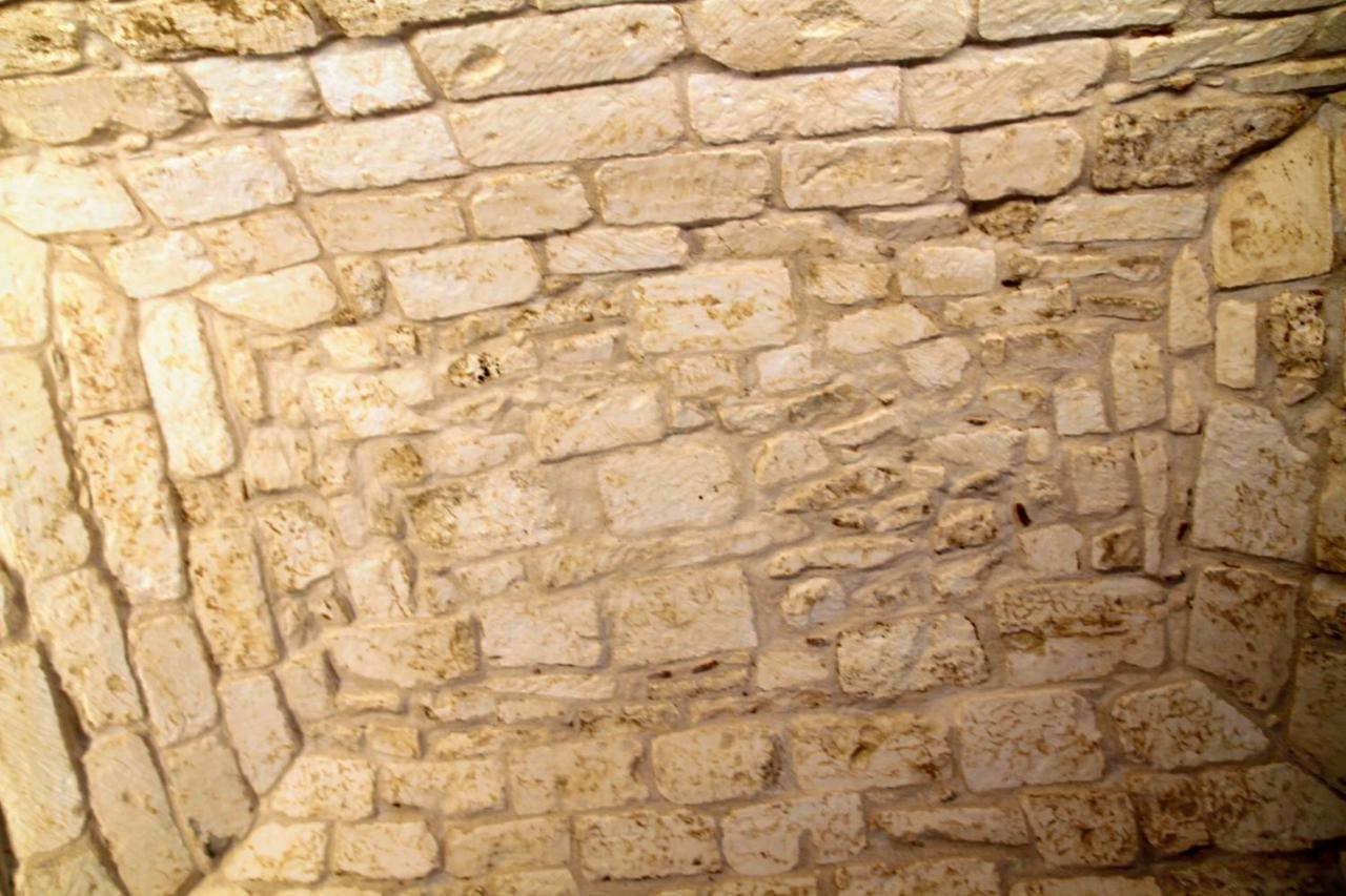 Rooms Dimora Arco - Affitti Brevi Italia Monte SantʼAngelo Εξωτερικό φωτογραφία