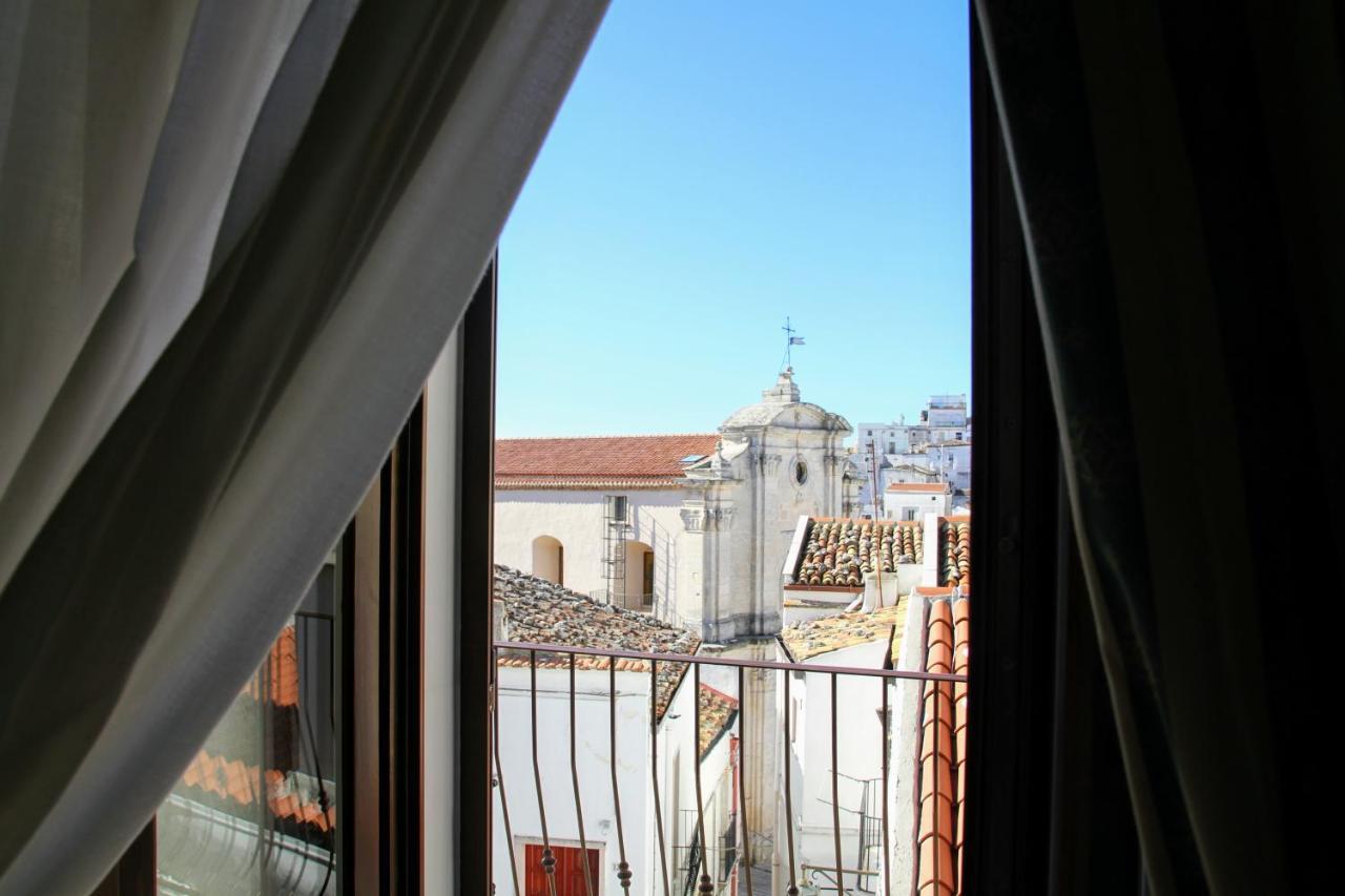 Rooms Dimora Arco - Affitti Brevi Italia Monte SantʼAngelo Εξωτερικό φωτογραφία