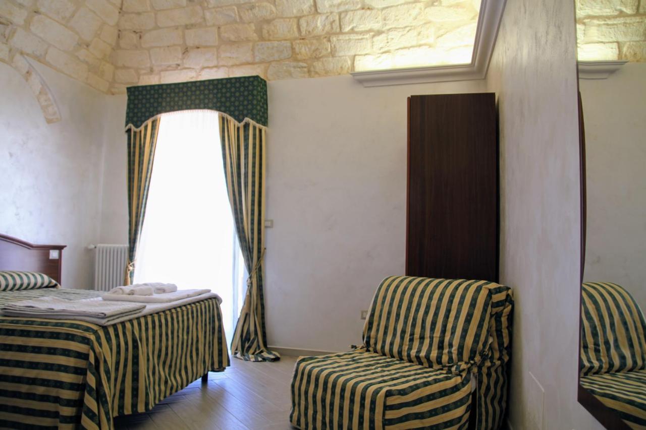 Rooms Dimora Arco - Affitti Brevi Italia Monte SantʼAngelo Εξωτερικό φωτογραφία