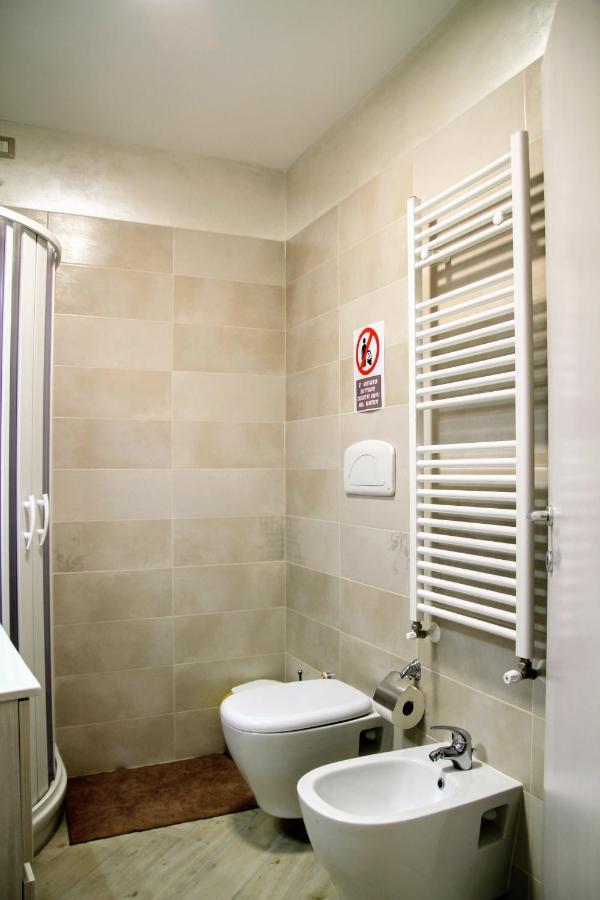 Rooms Dimora Arco - Affitti Brevi Italia Monte SantʼAngelo Εξωτερικό φωτογραφία