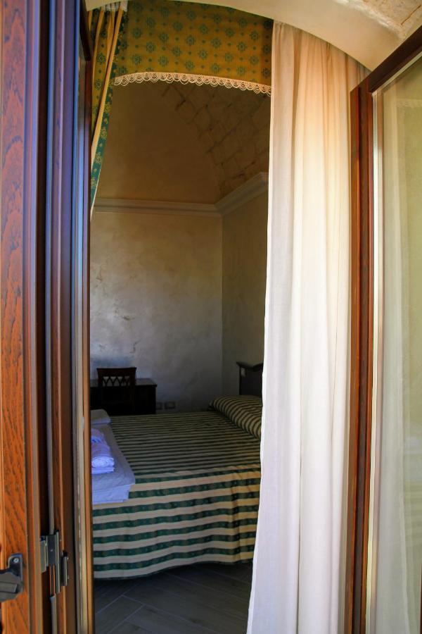 Rooms Dimora Arco - Affitti Brevi Italia Monte SantʼAngelo Εξωτερικό φωτογραφία